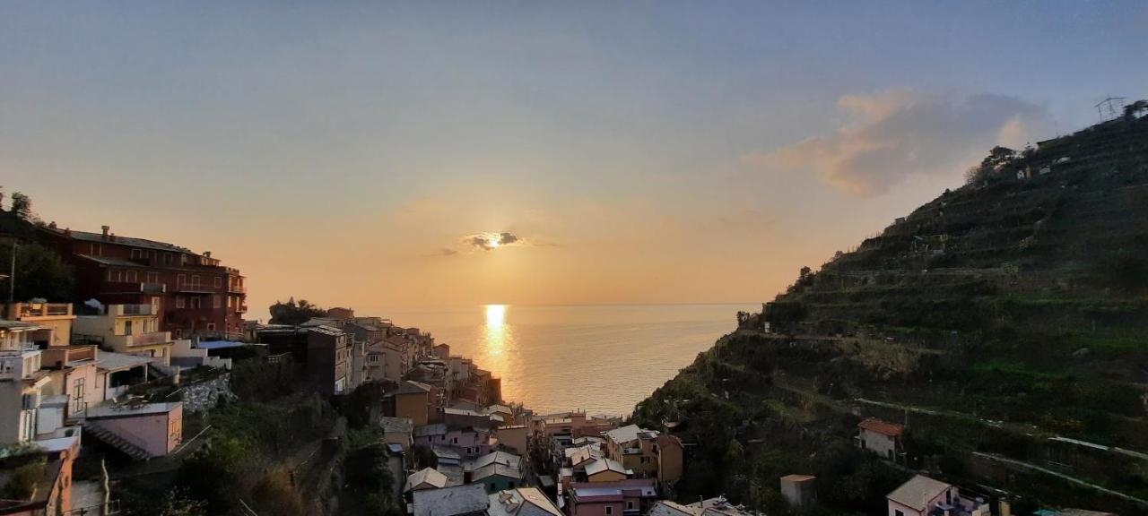 Olimpo Affittacamere Manarola Exterior photo